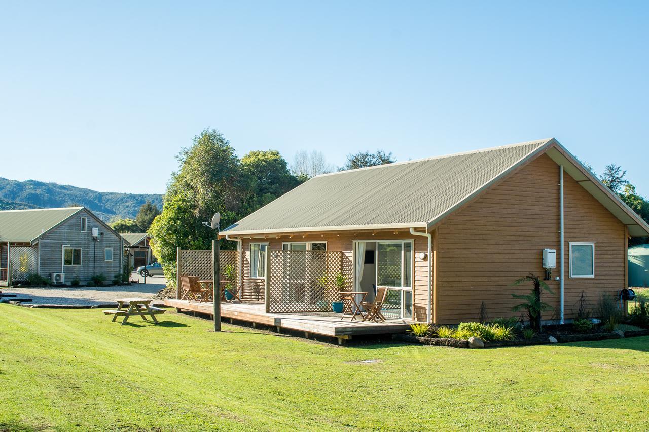 Abel Tasman Lodge Marahau Eksteriør billede