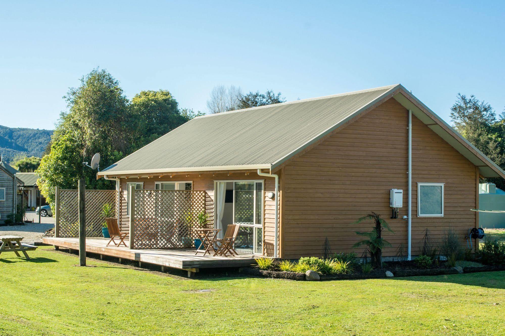 Abel Tasman Lodge Marahau Eksteriør billede